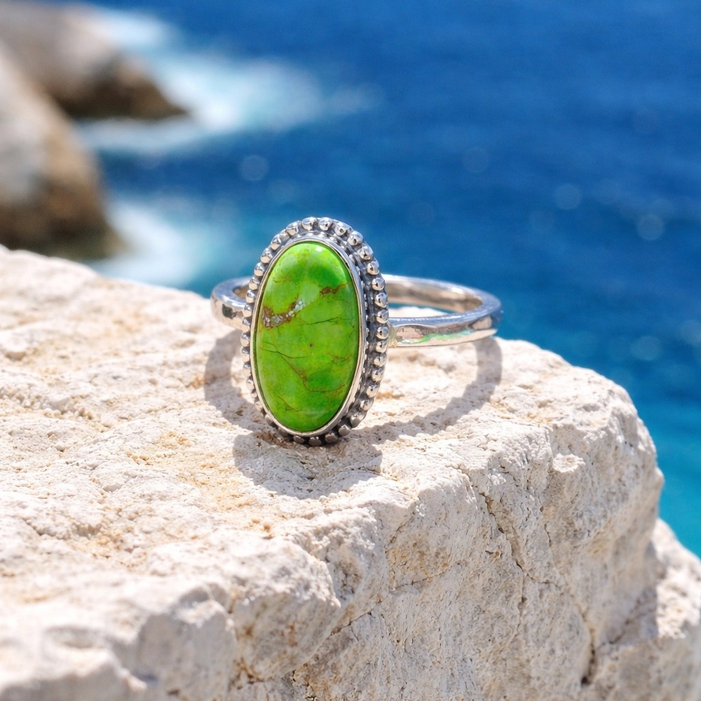 Green Copper Turquoise Ring - Picture 4 of 13